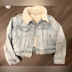 Cat and Jack  Light Wash Denim Jacket with Sherpa Lining size XS 4/5